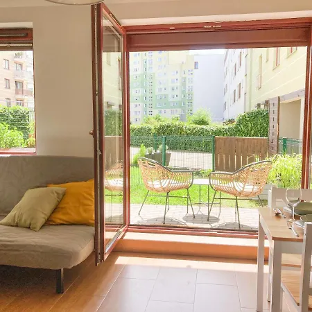 Mangoo Apartment *